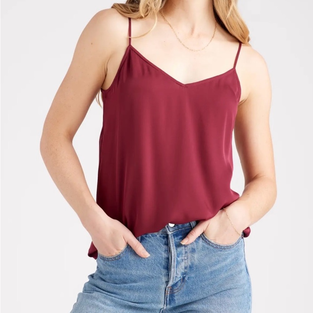 NWT Quince Washable Stretch Silk V-Neck Cami